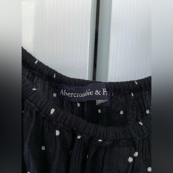 American eagle black polka dot top - Picture 2 of 9